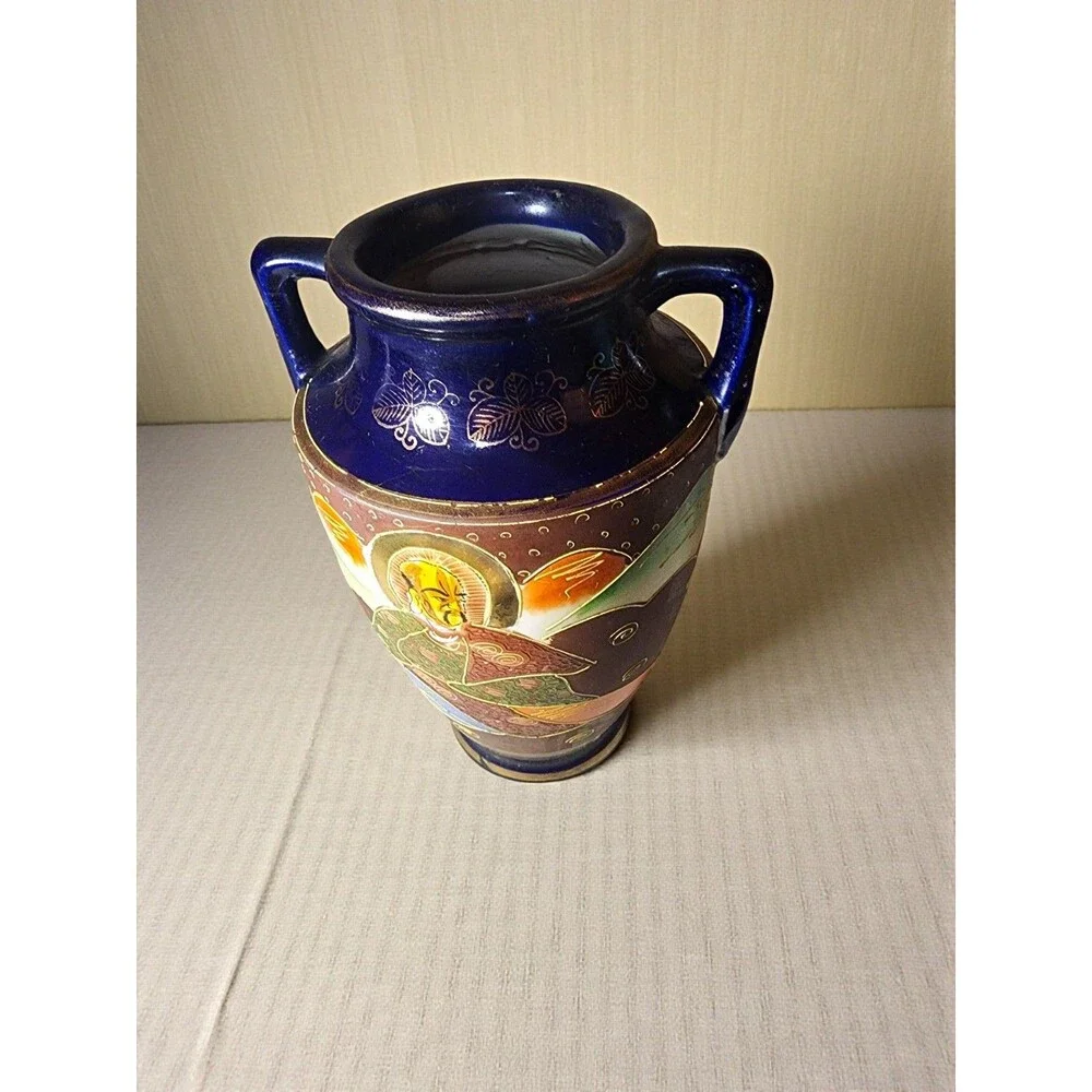 Vintage Japan Satsuma Moriage Vase 10